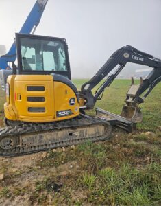 For rent John Deere 50G